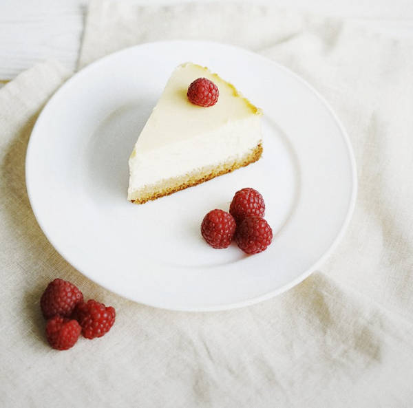 Lemon cheesecake